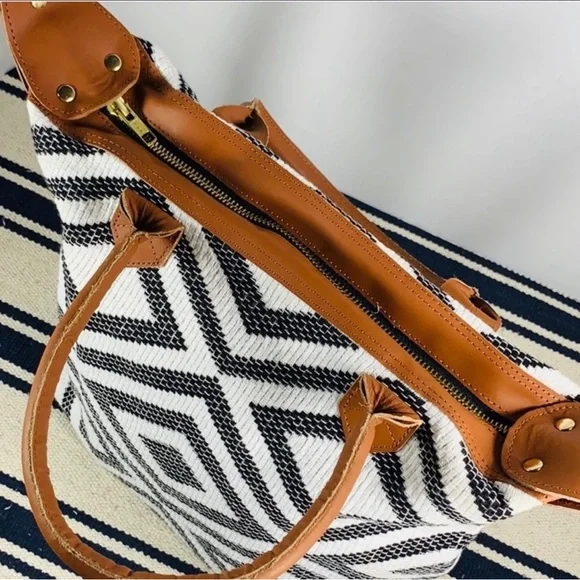 Tribe Alive Carry All - Picture 4 of 5